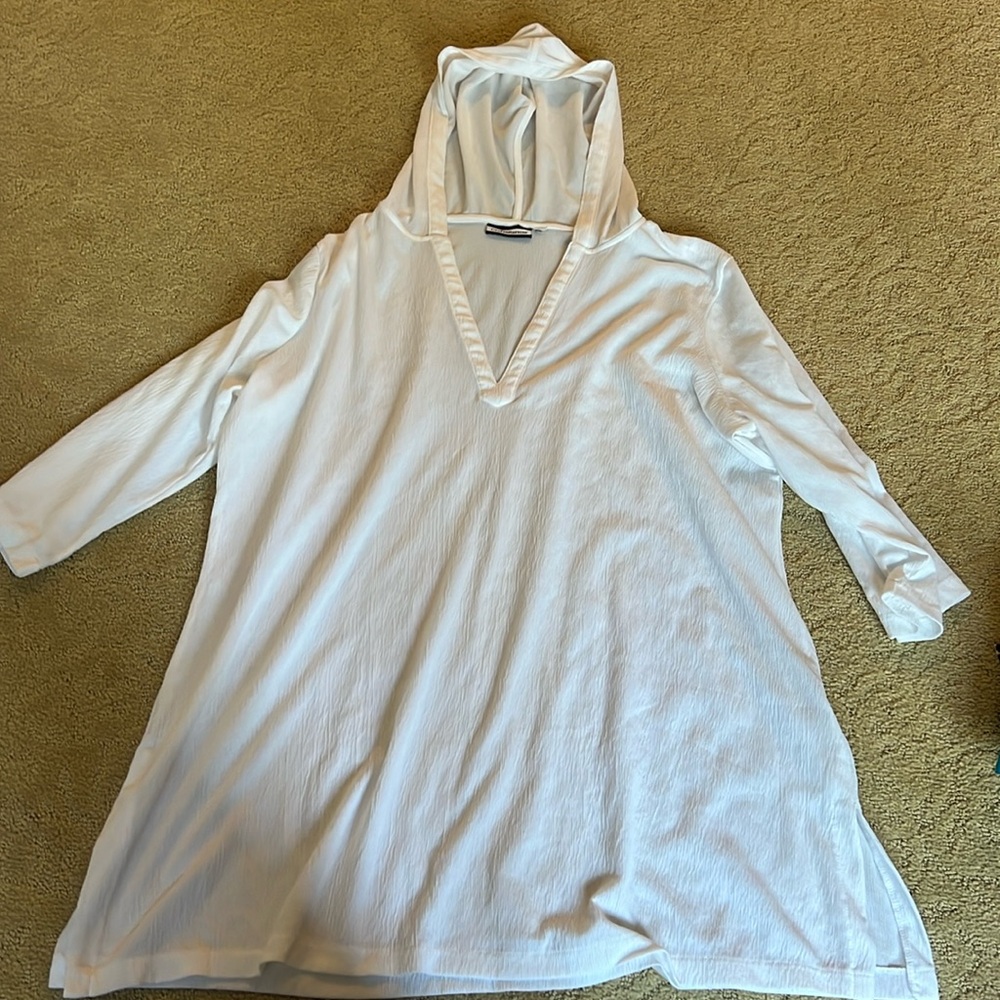 Women’s blouse/ baiting suit cover